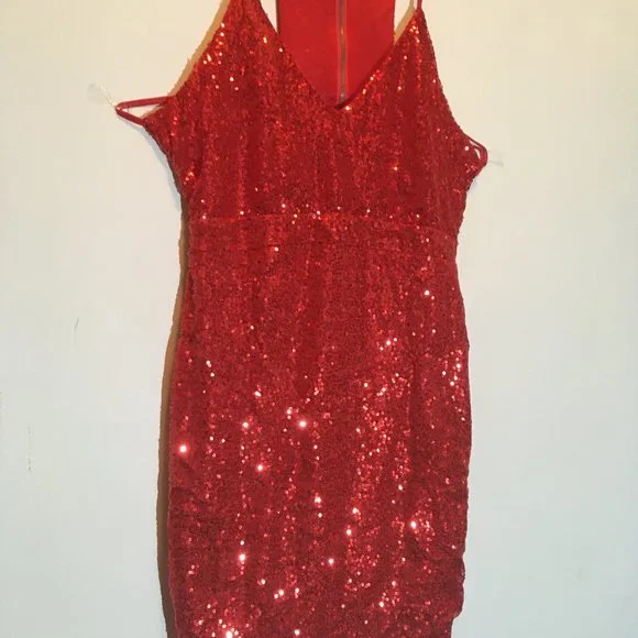 Red Sequin Cutout Dress - Picture 6 of 10
